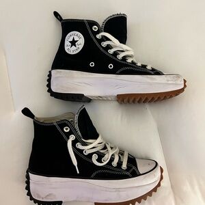 Women’s Run Star Hike Converse Black & White Platform High-Top Sneakers